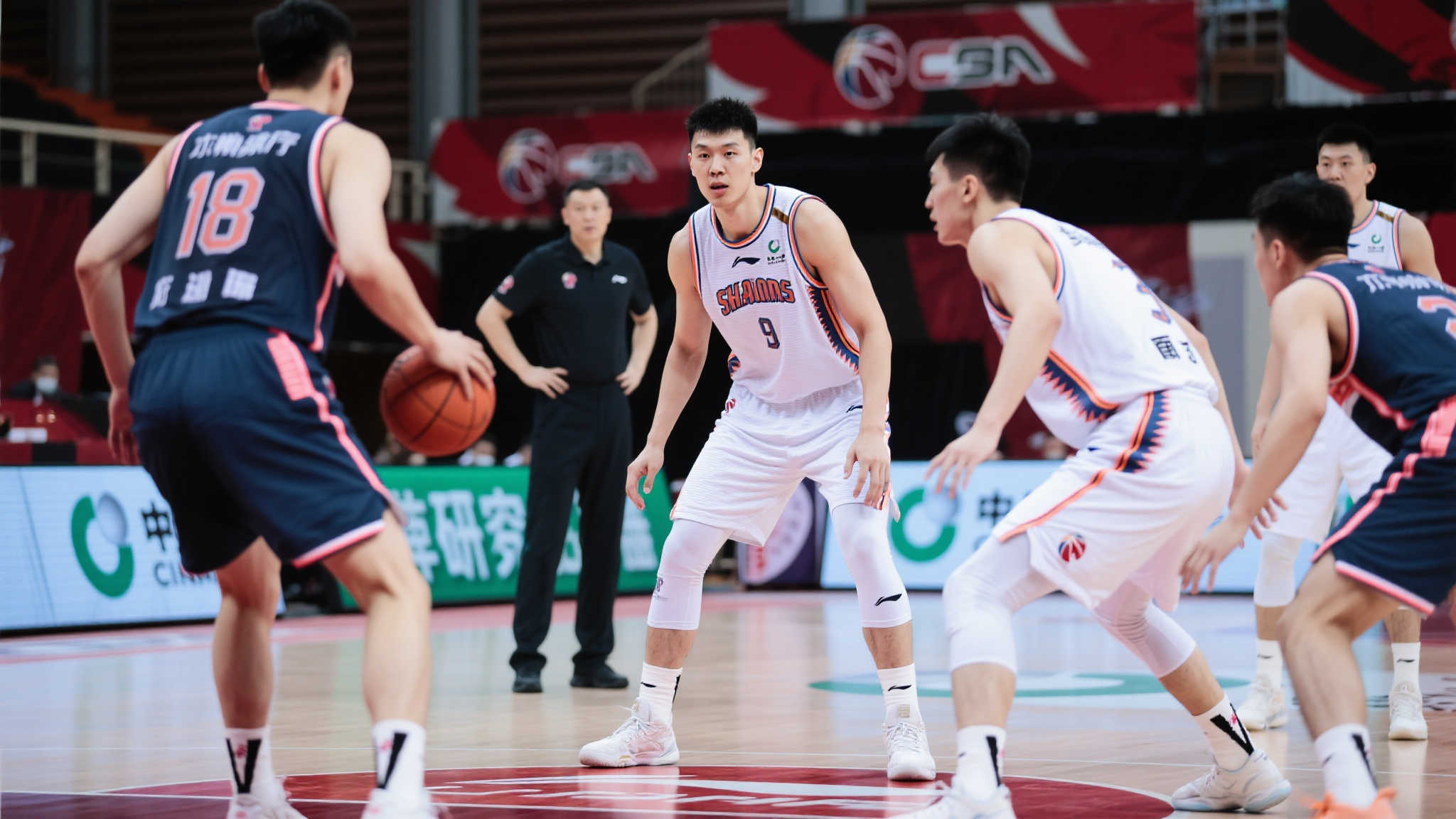 丘天:G5胜利关键在于心态 今晚防守是重中之重 丘天:G5胜利关键在于心态 今晚防守是重中之重